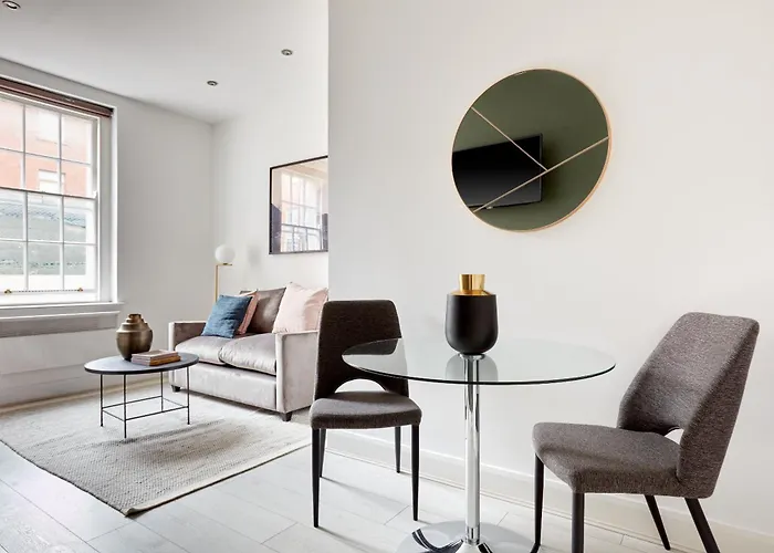 Sonder l Mountjoy Square